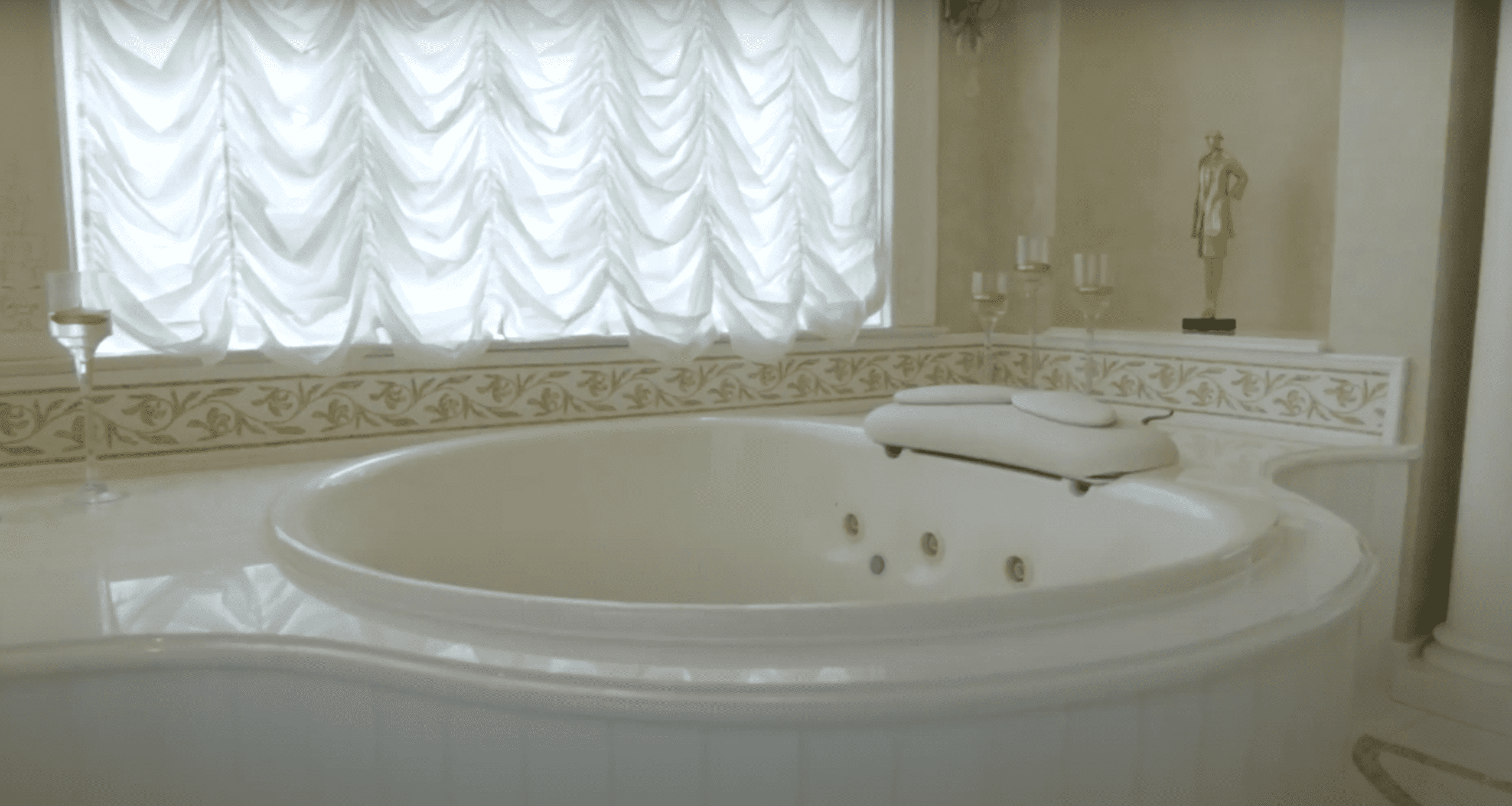 Luxury Bathroom Renovation Contractors in Virginia Beach
